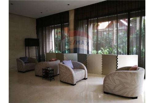 condo for sale Prive by Sansiri